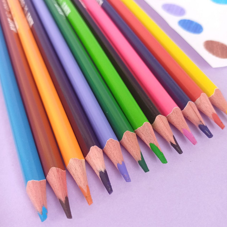 مداد رنگی 12 رنگی برند KMT جعبه مقوایی سه گوش و کیفیت عالی